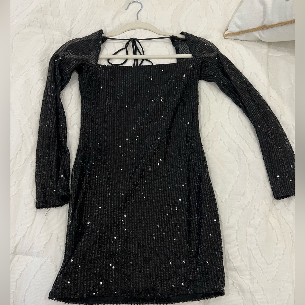 Lucy in the sky sequin black dress